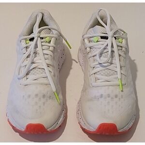 Under Armour Women's HOVR Infinite 3 White Running Sneakers Sz 6.5 US